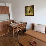 Park & Sea Retreat Apartment Obsor